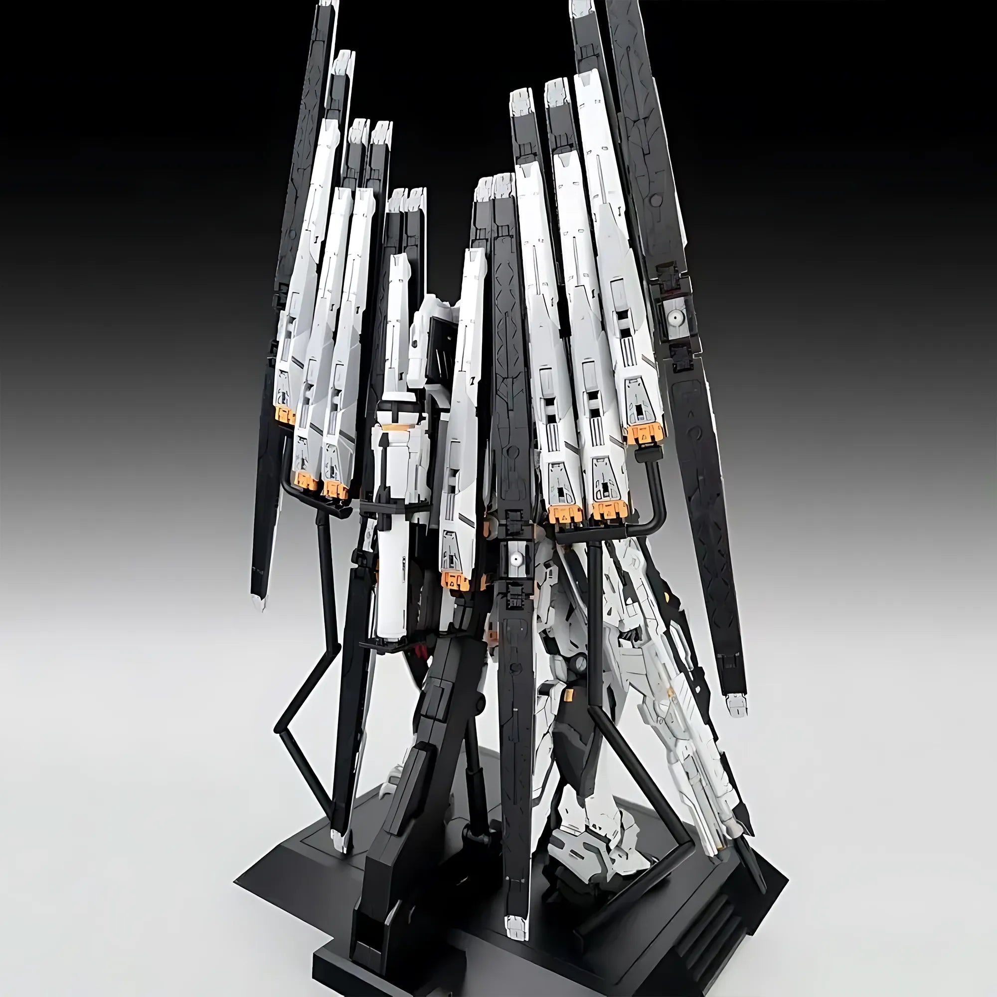 1/100 Scale Advanced Combat Mecha Assembly Model Kit Action Figure 24cm GK Style Collectible